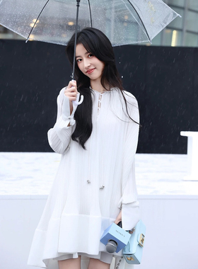 周雨彤同款百褶雪纺拼接白月光仙气连衣裙宽松系带荷叶边裙子女