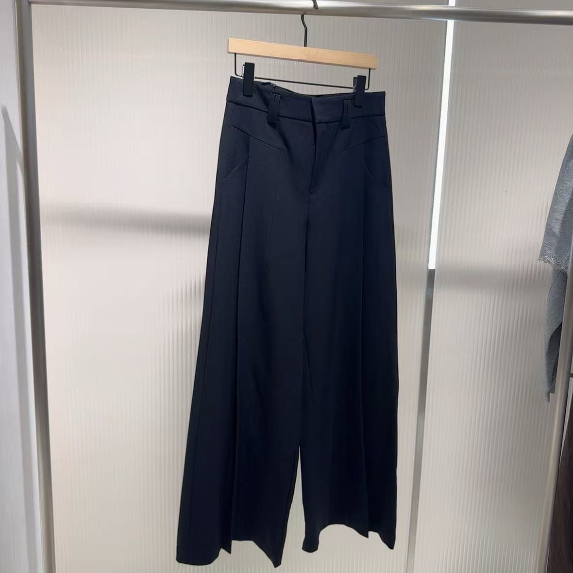 商场同款2025秋季新时尚高腰黑色阔腿休闲裤直筒裤女AR303013-889