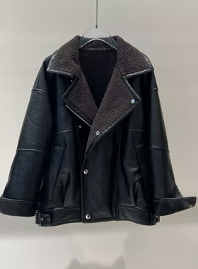 商场同款2025秋冬新黑色保暖加绒皮夹克宽松女外套AR104124-2180