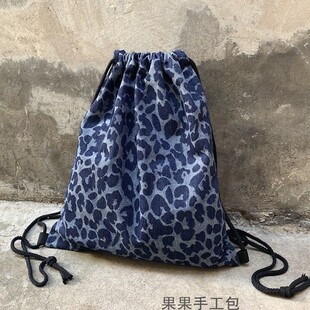 牛仔背包抽绳束口双肩包豹纹学生补习袋书包旅行户外休闲轻便携女