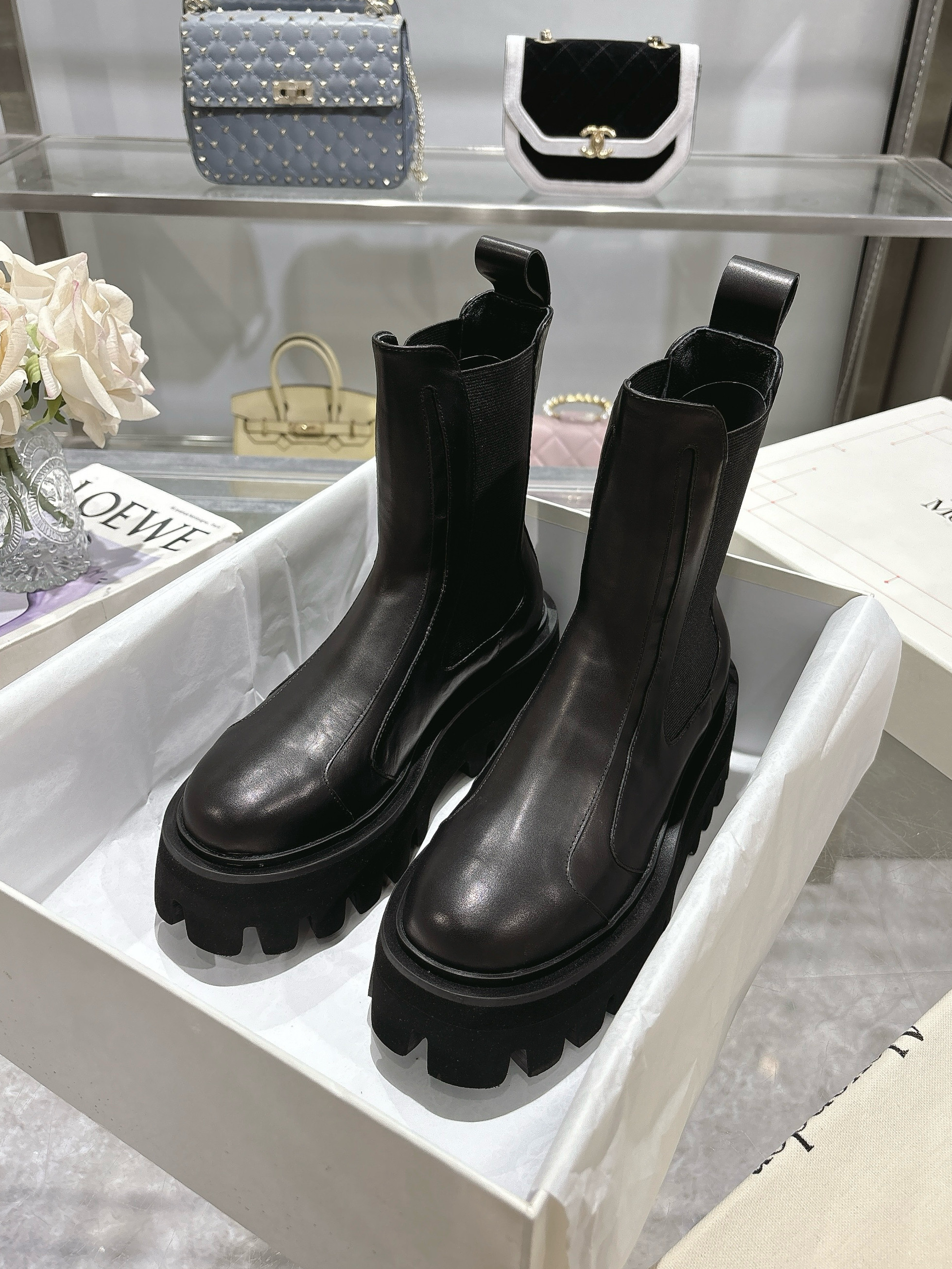 2025新款马丁靴女春秋季单靴英伦鞋烟筒靴男女厚底真皮切尔西靴子