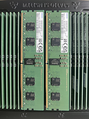 三星16G 1RX8 PC5-4800B ECC REG DDR5内存条 M321R2GA3BB6-CQKVS