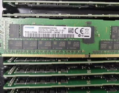 三星 32G DDR4 3200MHz ECC REG服务器内存M393A4K40EB3/DB3-CWE