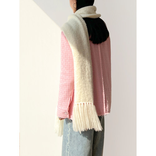 墨黑、白色羊毛羊绒手作拉毛围巾