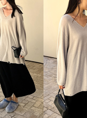 Plain Sight 意大利 L*P黄金羊毛V领长毛衣