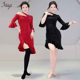 肚皮舞服2025新款 性感斜肩显瘦练功服东方舞蹈服气质荷叶边连衣裙