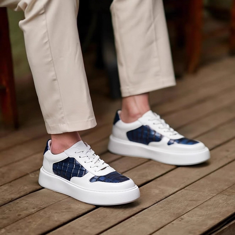 男士青春潮流时尚个性高级感板鞋