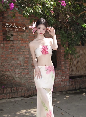 泰国纯欲风花朵性感抹胸小胸聚拢比基尼三件套沙滩长裙度假泳衣女