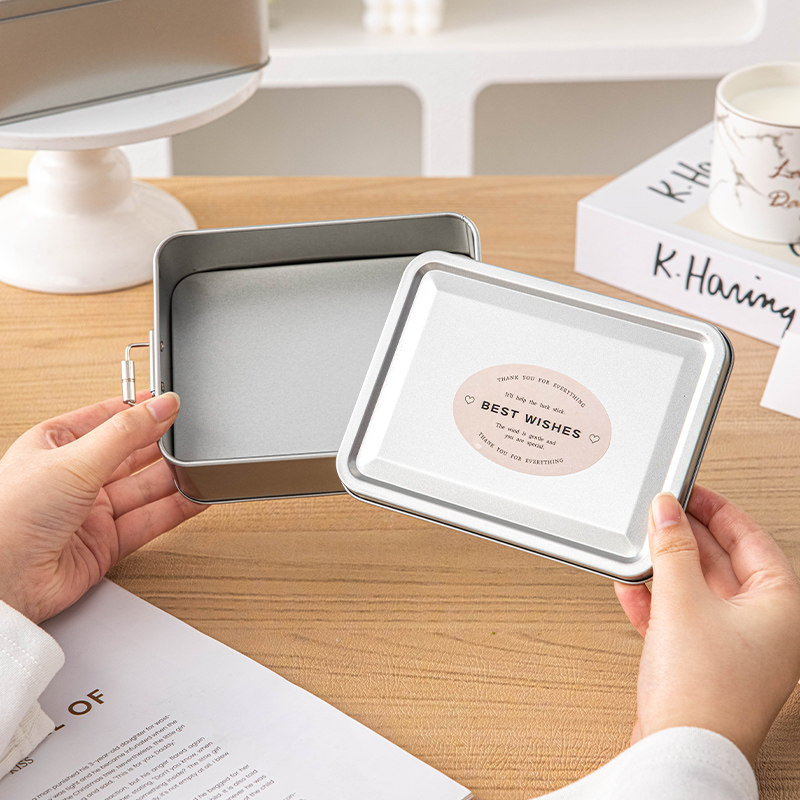 复古搭扣马口铁盒子迷你饼干雪花酥糖果蛋糕甜品盒密封收纳空磨砂