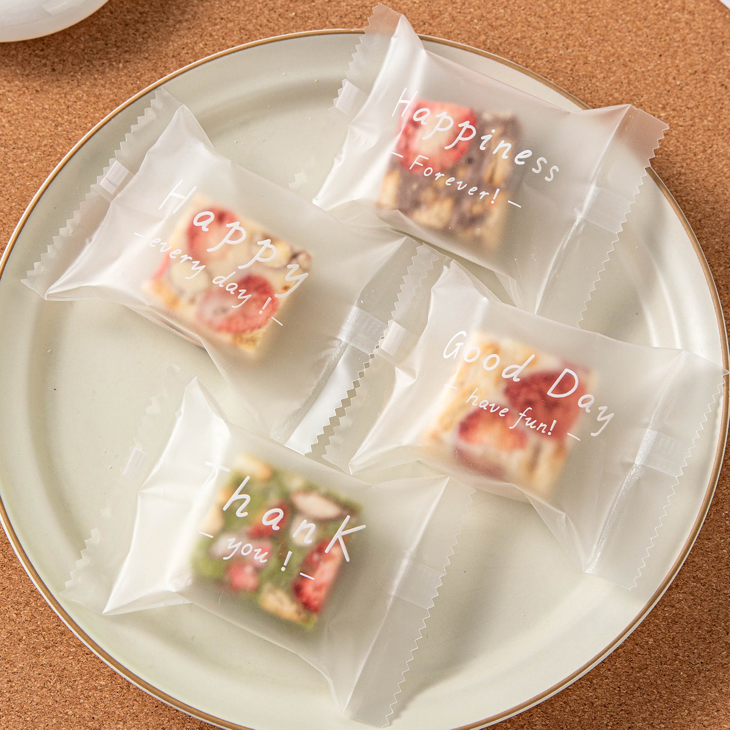 烘焙雪花酥饼干单独立小包装袋子食品级曲奇牛轧糖果机封口高级