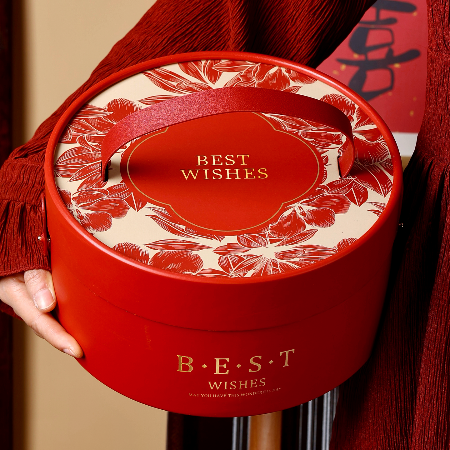 年货礼盒空盒子新春节喜糖伴手物拉菲草2026款烘焙红色高级感档马