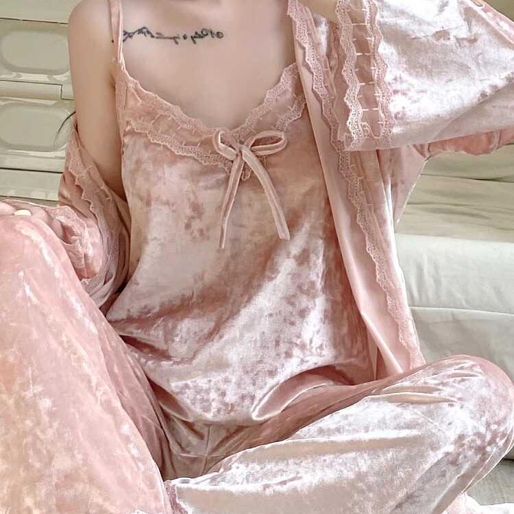 金丝绒秋冬宫廷风吊带长裤睡袍女