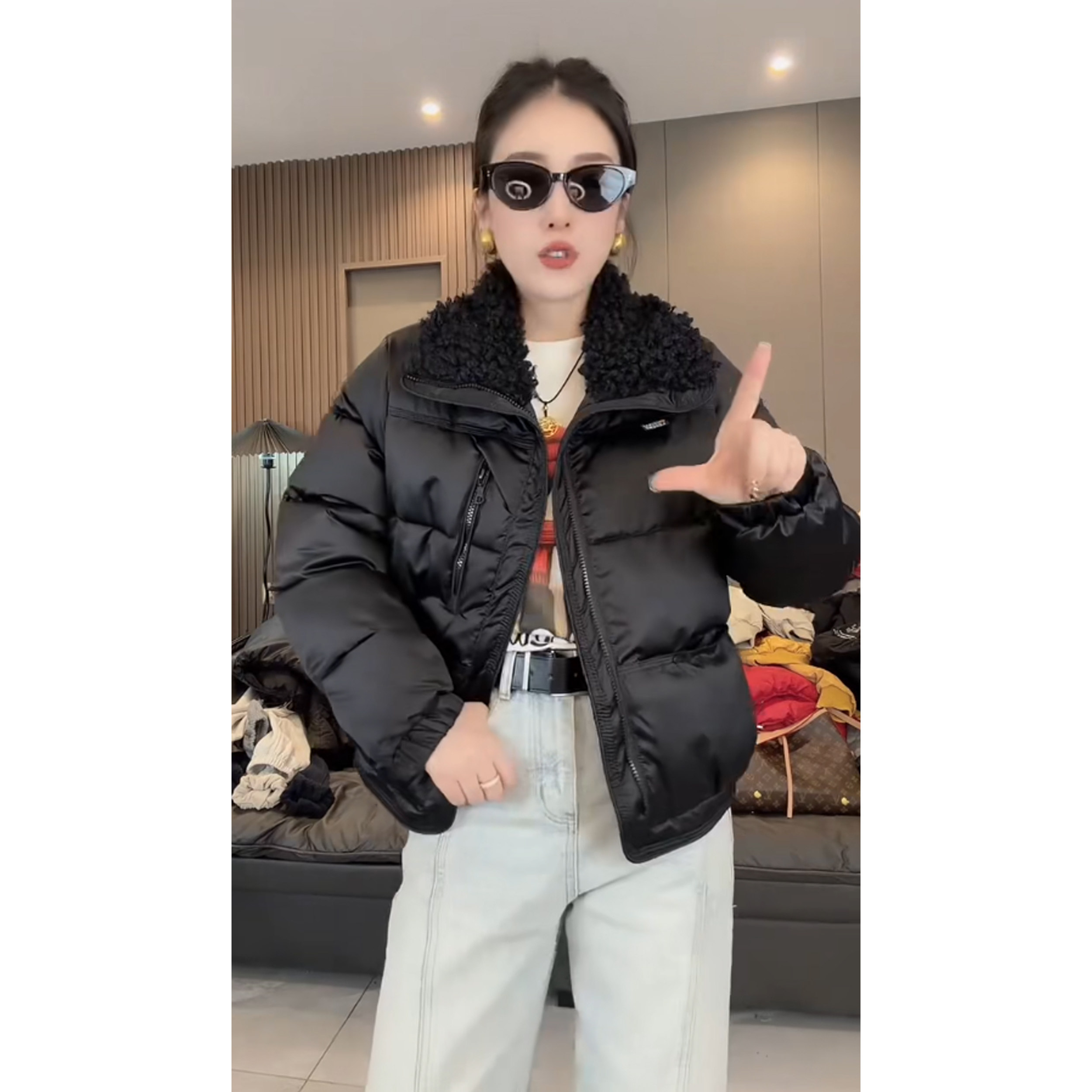 色验通勤风羊羔毛翻领棉服女短款宽松加厚保暖设计感洋气棉衣外套,女装/女士精品,棉衣/棉服,淘宝优惠券,粉丝福利购,淘宝优惠卷