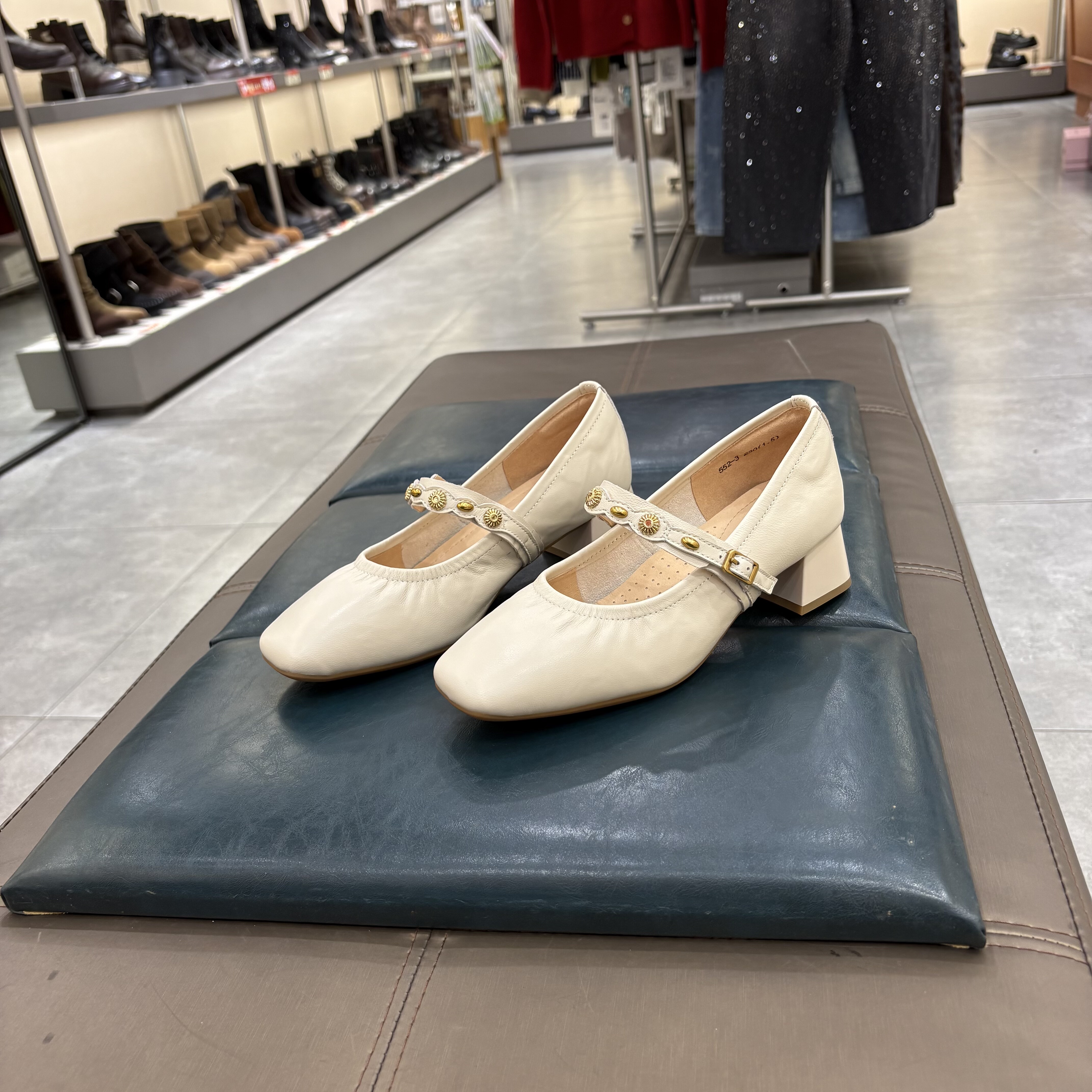 赫谷女鞋2026新款法式玛丽珍鞋女春季新款浅口羊皮粗高跟单鞋,女鞋,浅口单鞋,淘宝优惠券,粉丝福利购,淘宝优惠卷