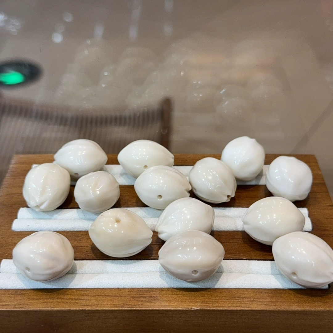 天然象牙果桃核三通配件手工DIY文玩手串项链隔珠挂件配饰图片