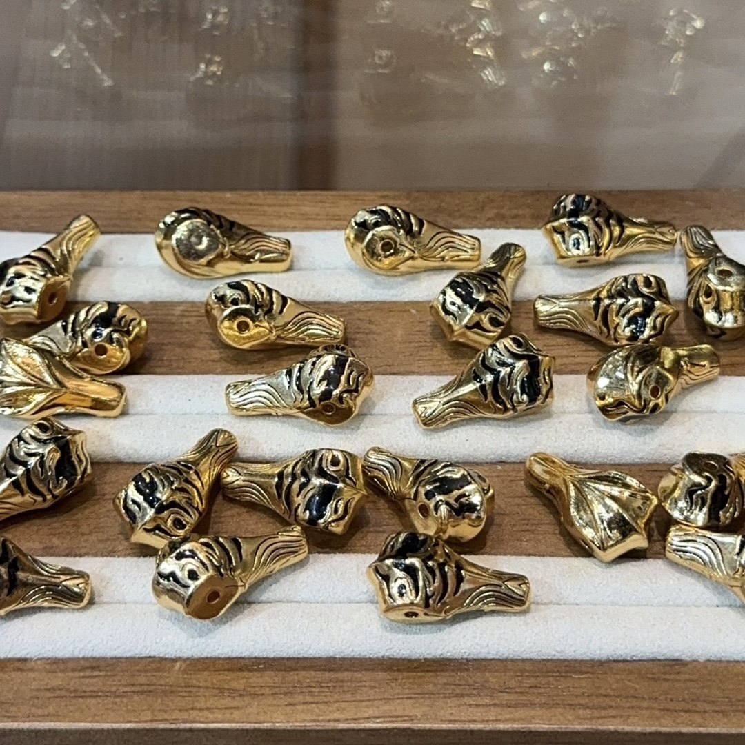 纯铜鲨鱼背虎纹三通配件手工DIY文玩手链项链隔珠饰品时尚配饰