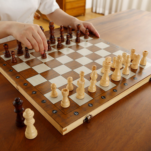 实木国际象棋儿童磁性小学生培训专用折叠便携大号复古西洋棋摆件