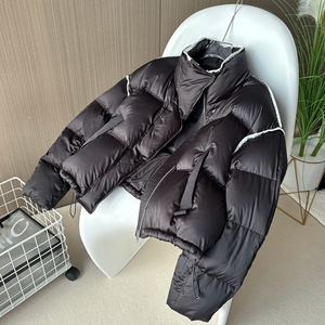 美拉德时尚立领短款羽绒服女2023新款宽松90白鸭绒加厚面包服