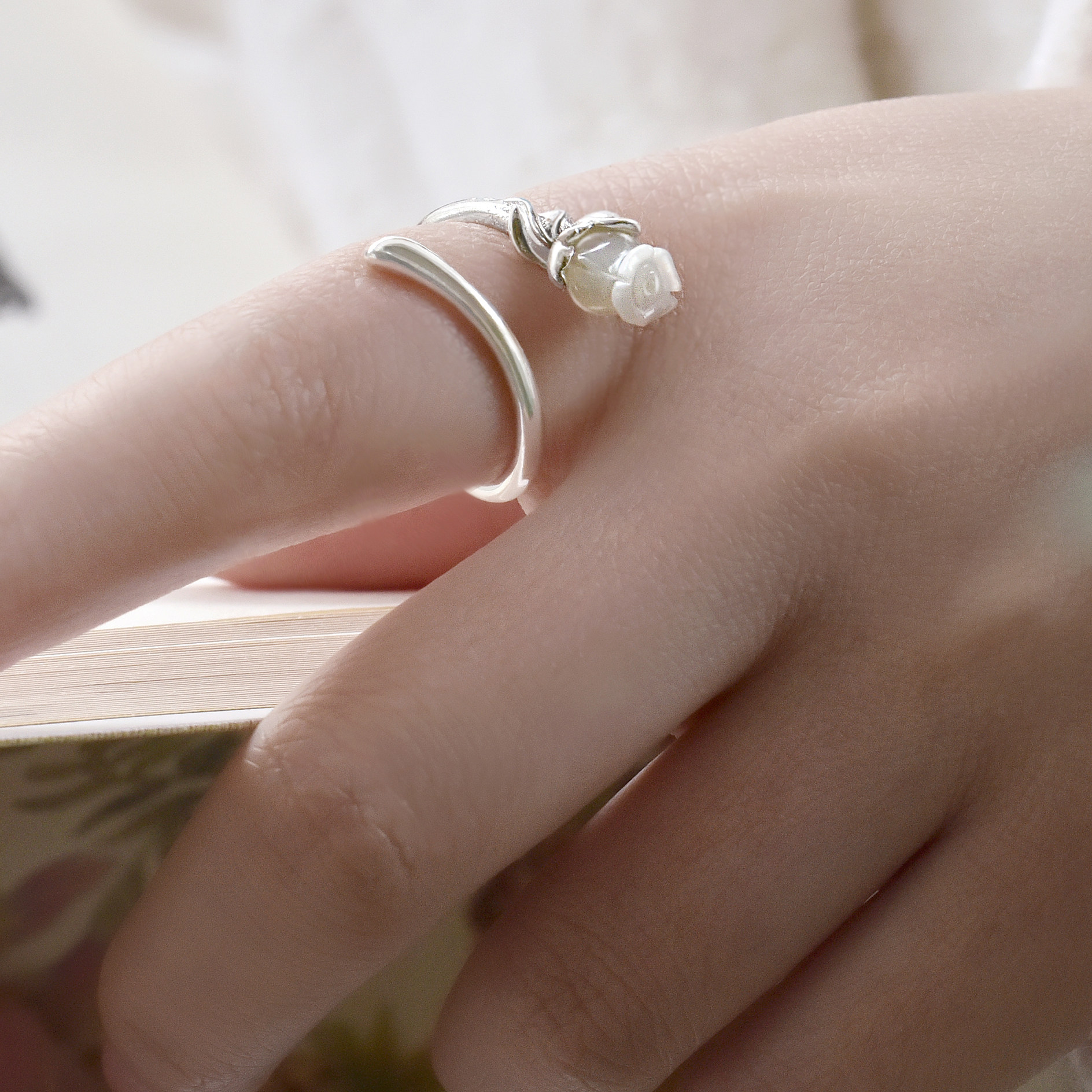 【九九倾城】立体原创设计艺术首饰手工白玫瑰925纯银可调节戒指