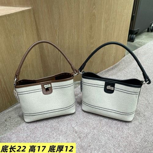 帆布手提水桶女包2026新款时尚轻奢5181质感气质休闲潮流韩版斜挎