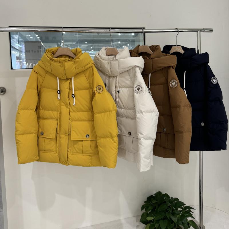 小个子白鸭绒外套撞色羽绒服女