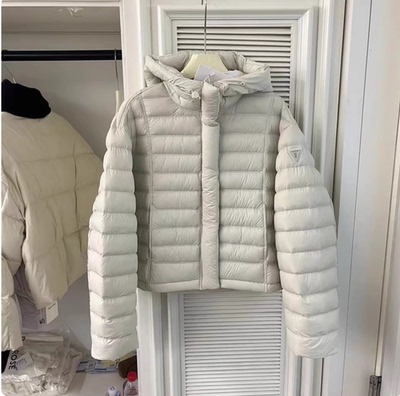 连帽短款90鹅绒服排骨款外套女装