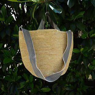 日本韩系条纹肩带编织手提包度假沙滩大包休闲拉菲草编包女夏出游