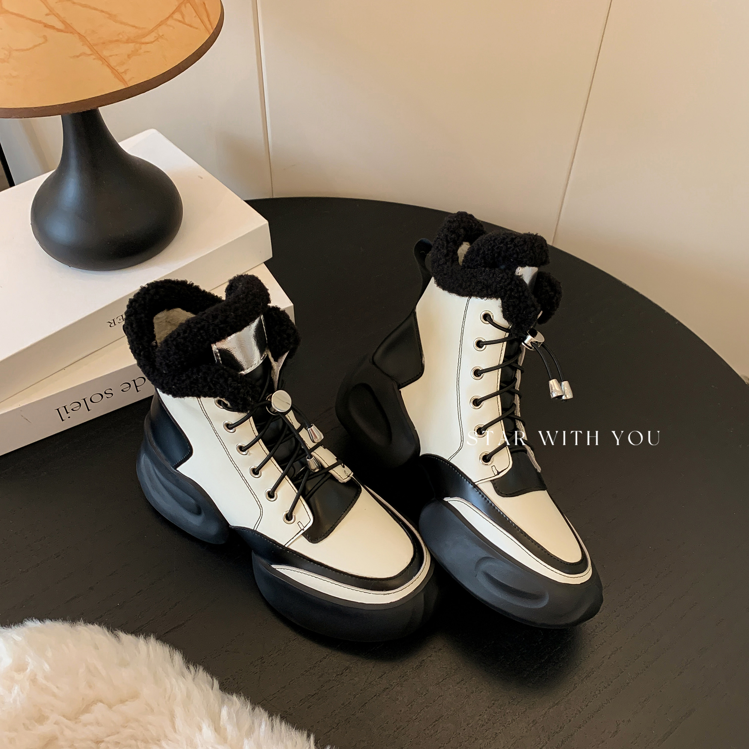 【STAR】时尚英伦款短筒拼色厚底百搭系带款加绒保暖休闲短靴5cm