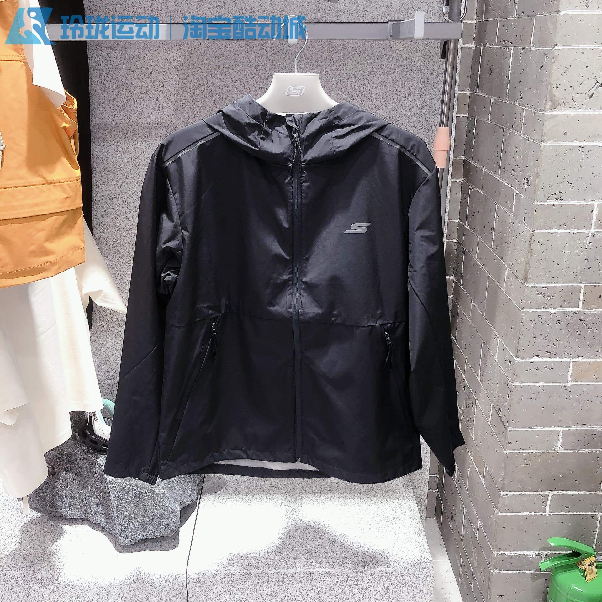 斯凯奇秋季新品男款时尚百搭外套