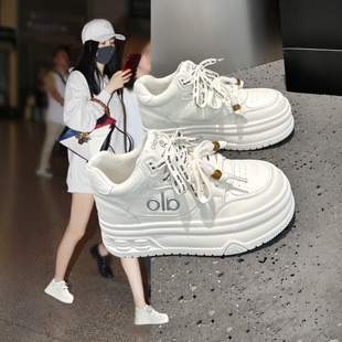 真皮高帮小白鞋女2026新款百搭秋冬加绒系带厚底松糕运动休闲板鞋