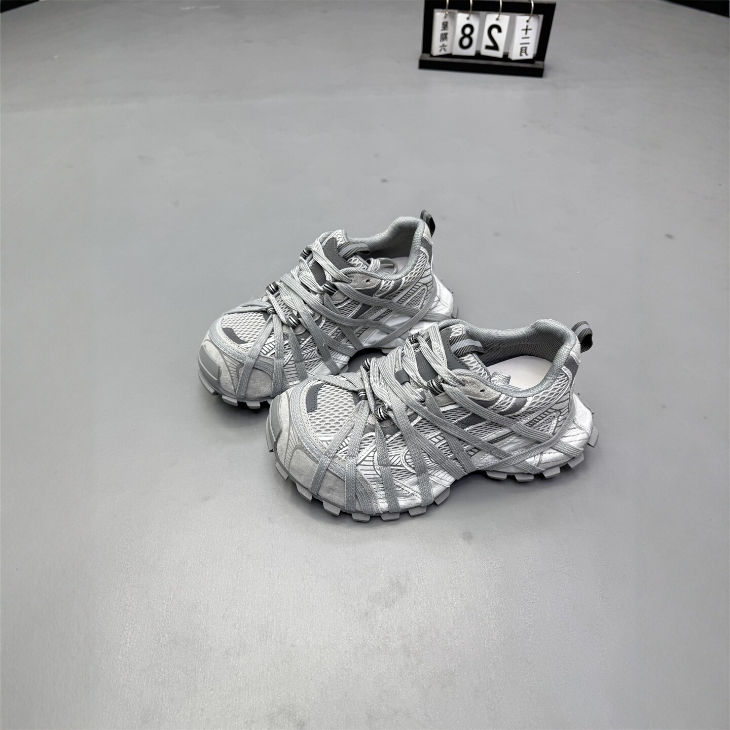 真皮女鞋2026春新款显脚小内增高巴黎老爹鞋网纱松糕鞋运动跑步鞋