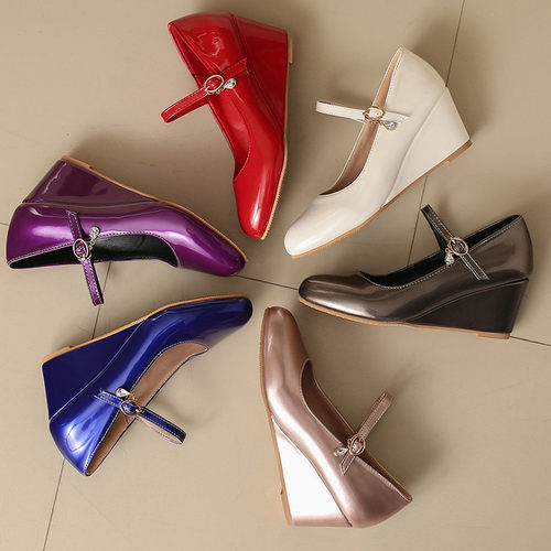 32-44-48超大码漆皮COS