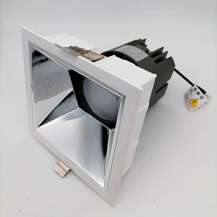 嵌入式射灯LED筒灯铝防眩高显