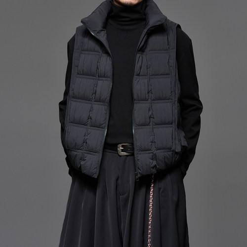 日系暗黑百搭设计师保暖羽绒马甲