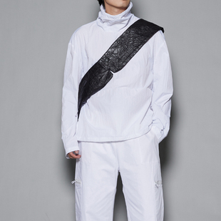 时尚 男立领轻薄皮肤衣防晒衣防泼水尼龙立领休闲白黑色夹克 港秋季