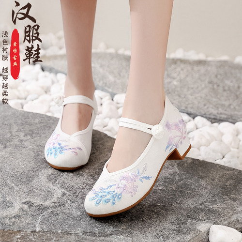 牛筋复古风旗袍绣花汉服鞋