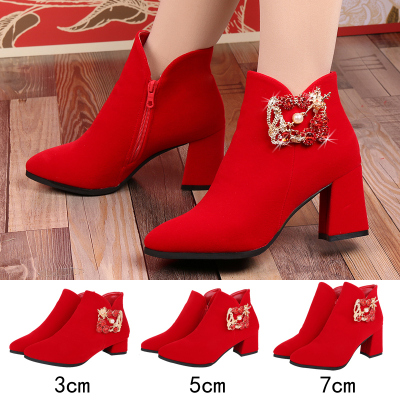 婚鞋冬天新娘鞋女秋冬2024新款高跟短靴秀禾婚纱两穿红色粗跟靴子
