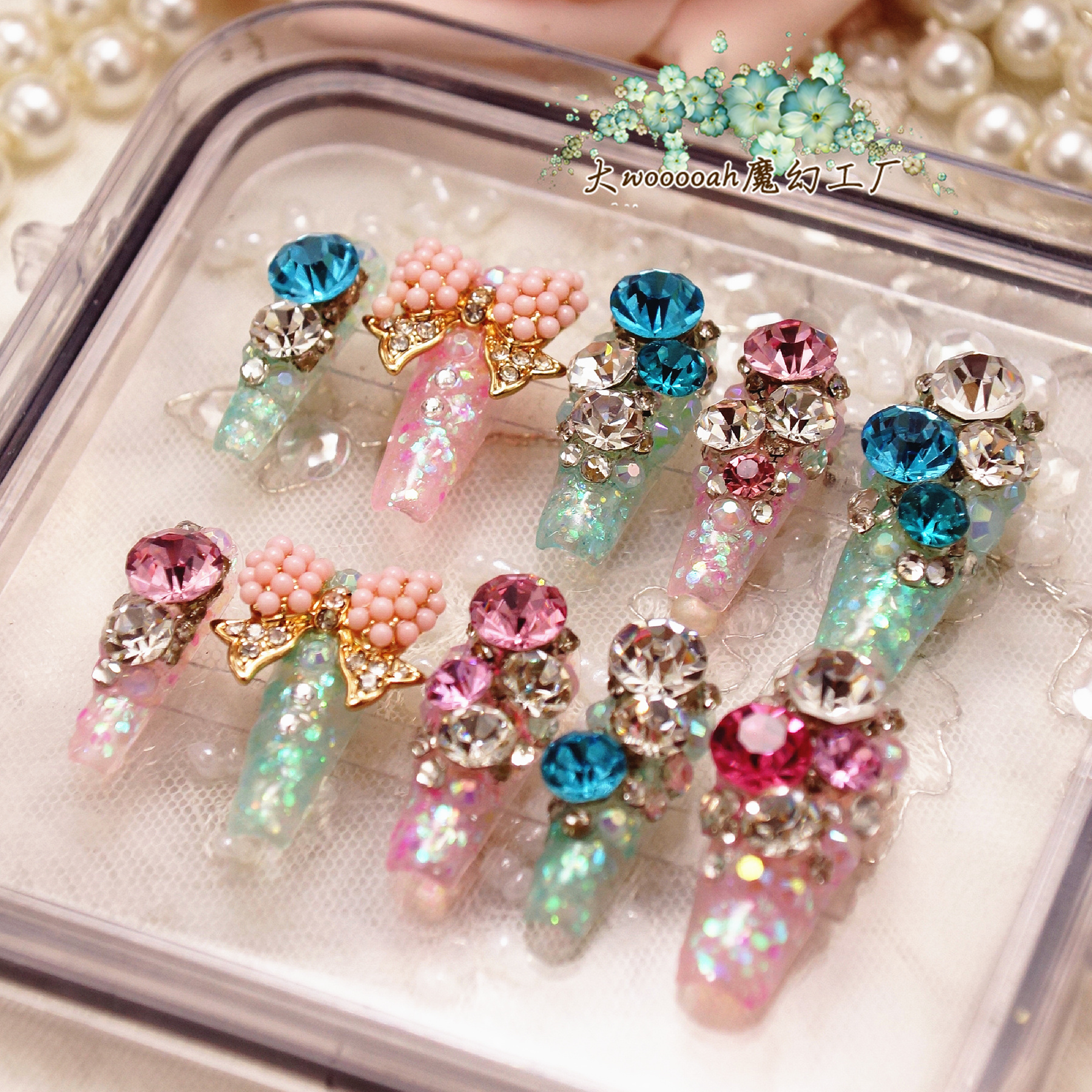 粉蓝秘境 冰透晶彩2025新款穿戴甲高级感超闪蝴蝶结显白百搭美甲