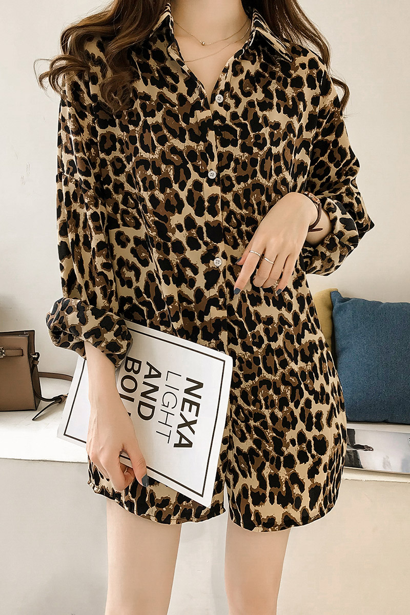 New fashion loose size Leopard Print Shirt women's long sleeve top medium length shirt