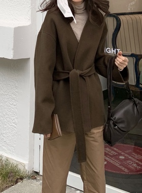 咸菜绿大衣女韩国feminique小个子羊毛外套冬新款羊绒双面呢上衣