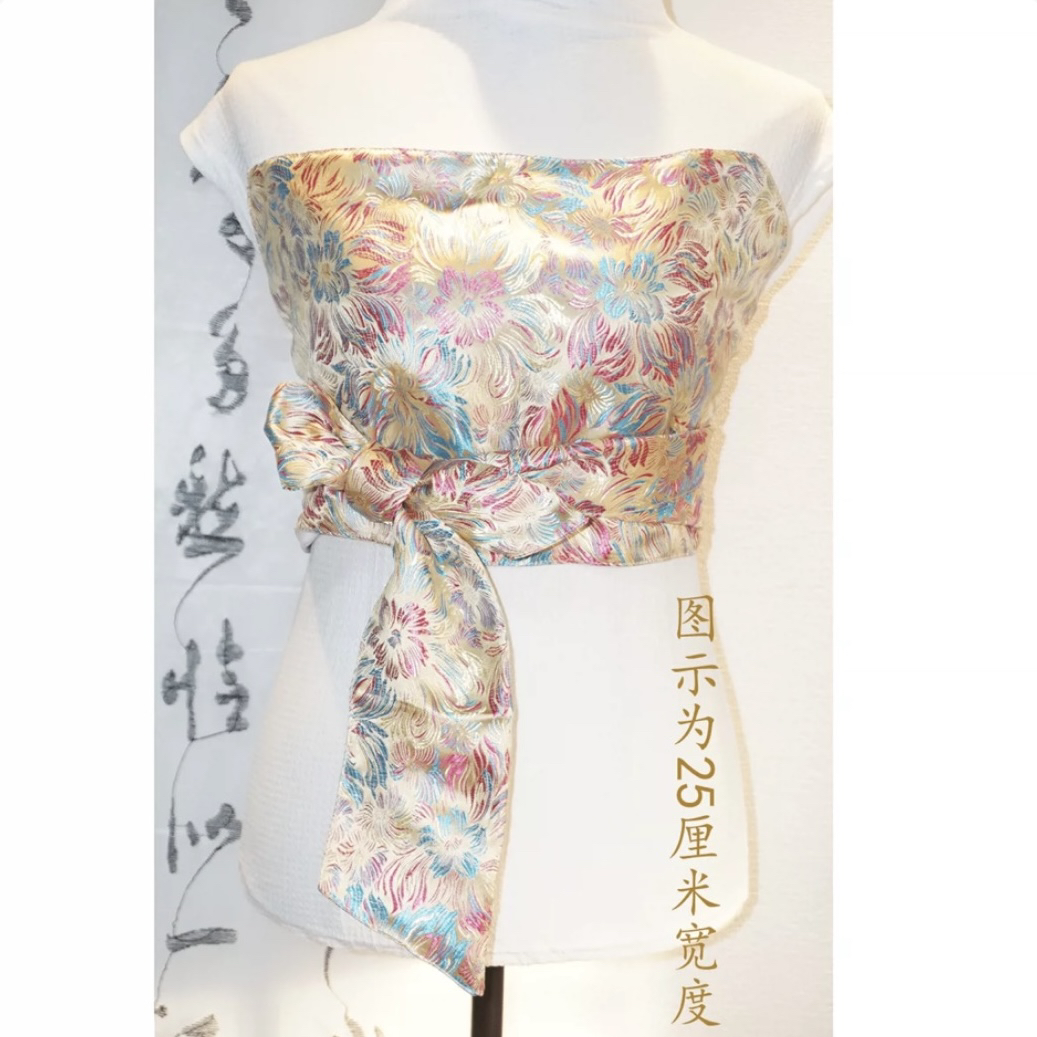 蝴蝶乱菊文艺围胸织锦缎新中式绣花绑带裹胸腰封油画感衬衫装饰女图片