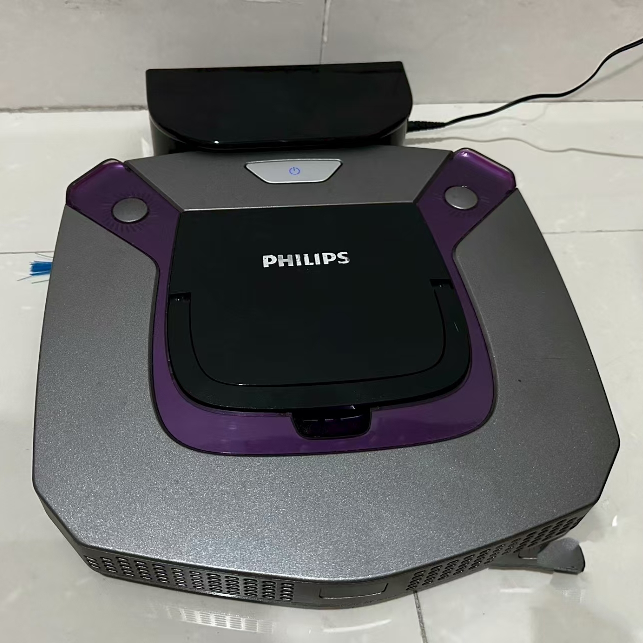 飞利浦(PHILIPS)扫地机器人智能家用扫地吸尘器FC8796全新正品