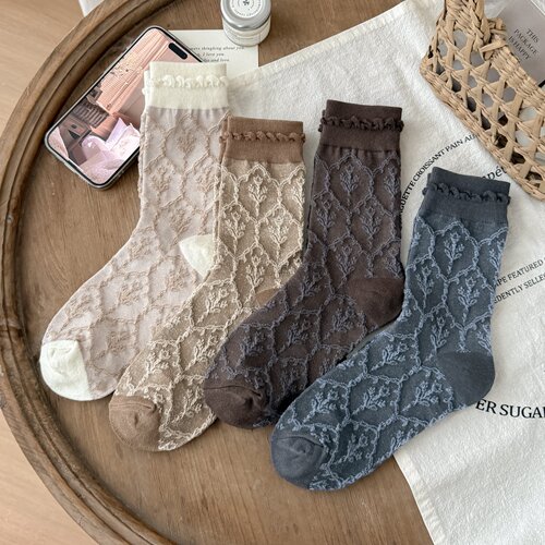 全店满15包邮立体浮雕中筒袜女复古花卉百搭棉袜舒适透气女袜外穿