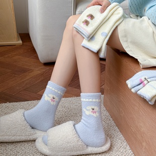 全店满15 秋冬女士中筒袜日系可爱卡通保暖加厚毛绒绒蓝色袜子 包邮