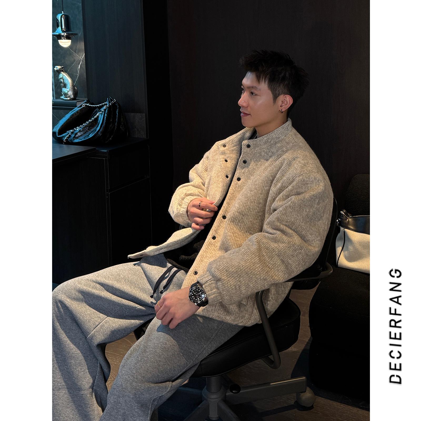 2025美式复古冬季新品小香风气质高级感时尚百搭毛呢90白鸭绒外套