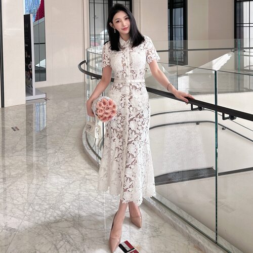 时尚法式复古水溶蕾丝连衣裙女白色翻领短袖收腰鱼尾气质优雅长款