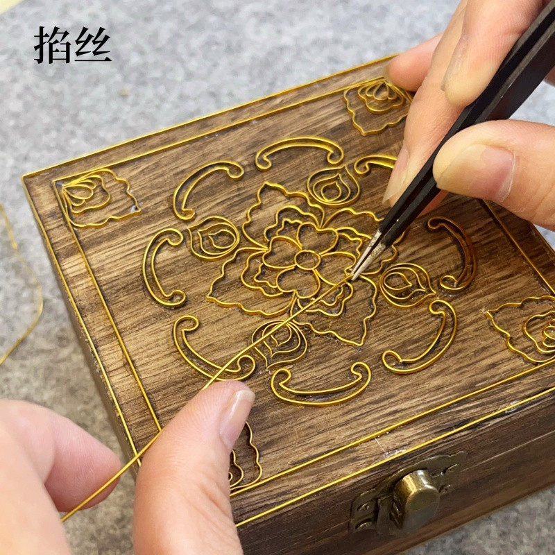 景泰蓝古典纹样掐丝珐琅d
