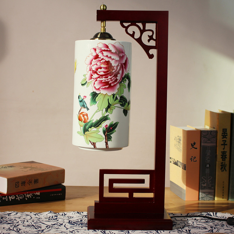 景德镇薄胎陶瓷粉彩青花万字台灯