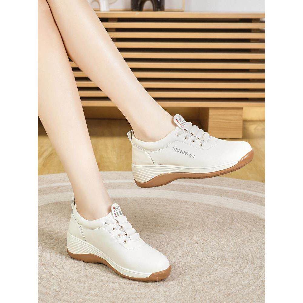 香港真皮厚底小皮鞋女2026新款潮软底百搭旅游鞋一脚蹬健步休闲鞋