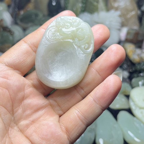 烟紫手搓貔貅挂件